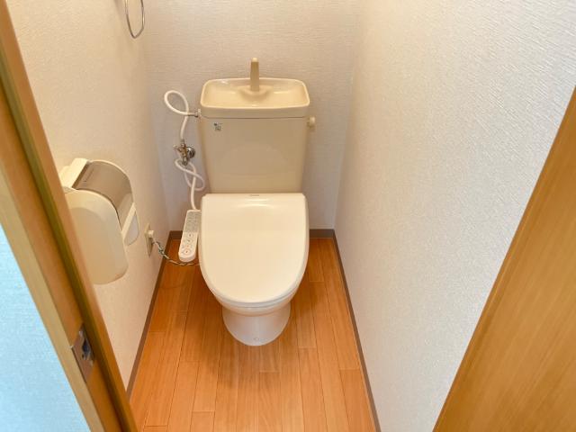 トイレ　シャワー付トイレ