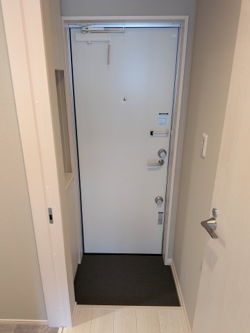 玄関　スッキリまとまった玄関です