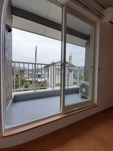 カ-サグレイスAの内装写真