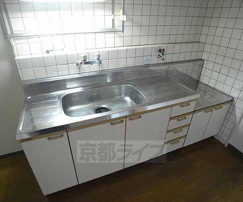 キッチン　２口コンロ設置可能です