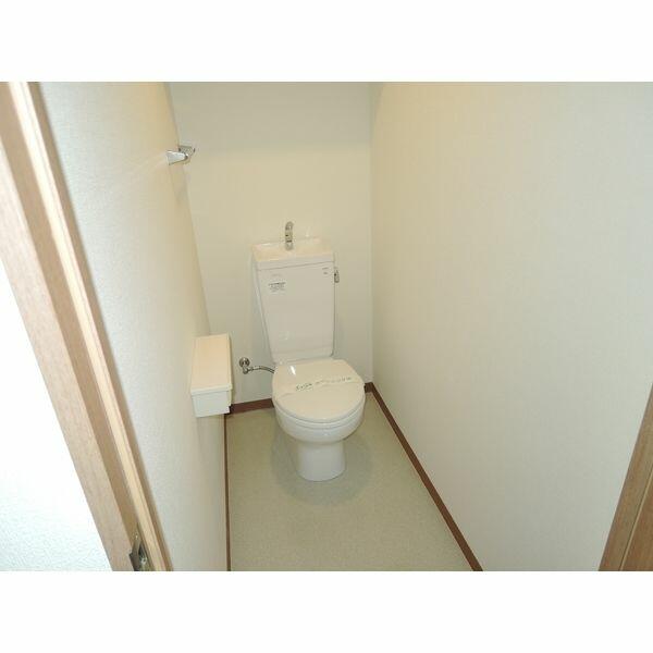トイレ　別部屋参考写真