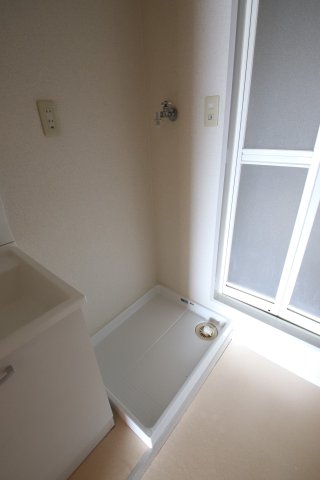 その他設備　室内洗濯機置場