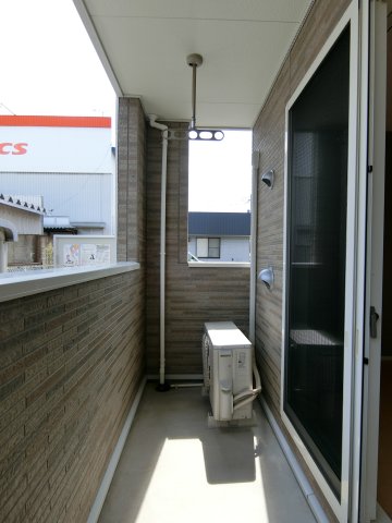 バルコニー　イメージ101号室の写真（反転あり）