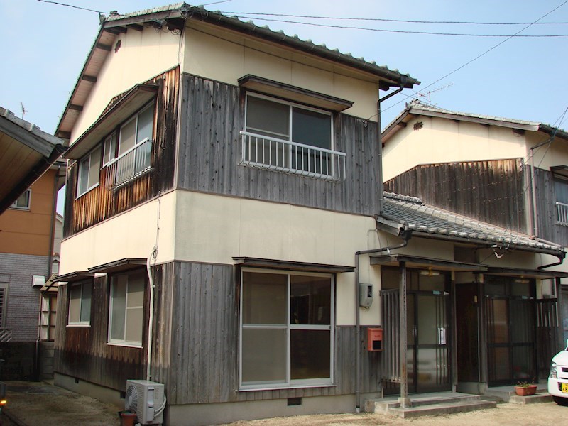 西本貸家（桜井）の建物外観