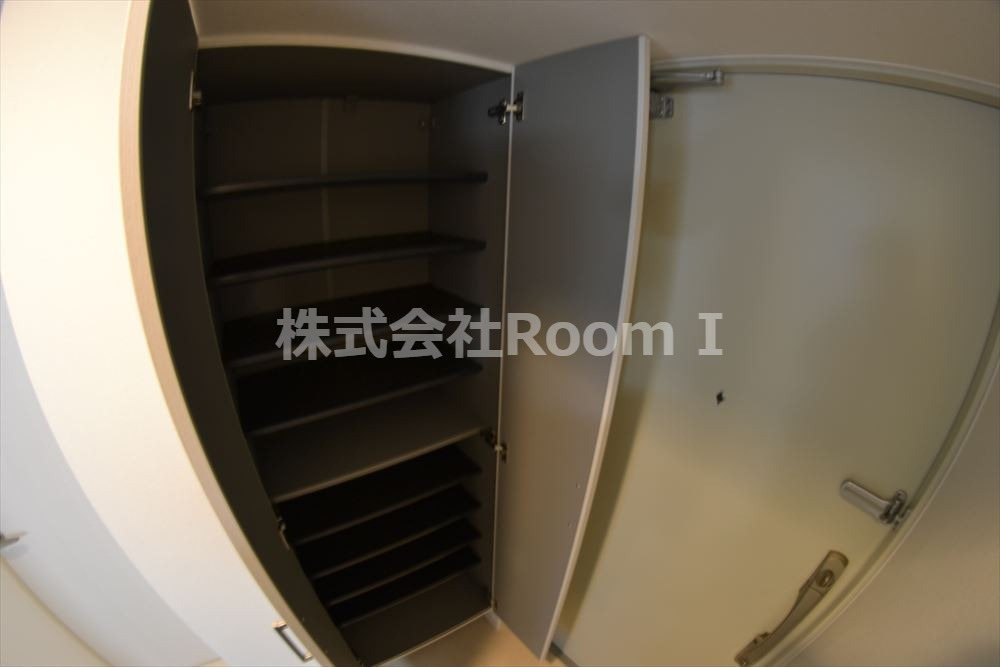 玄関　落ち着いた玄関です