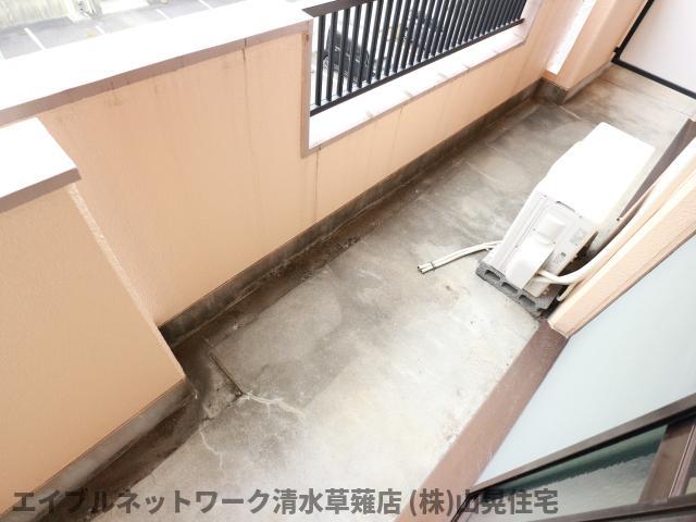 【静岡市葵区瀬名のマンションのバルコニー】