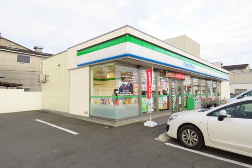 【福山市新浜町のアパートのコンビニ】