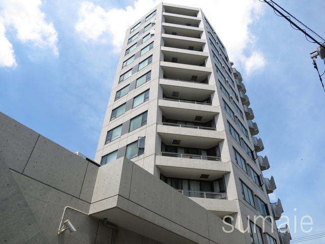 江戸川区南小岩のマンションの建物外観