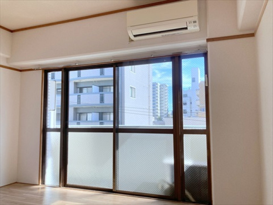 居室・リビング　※別部屋の写真です