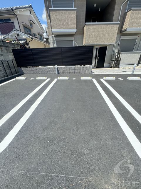 【メルベーユ川島の駐車場】