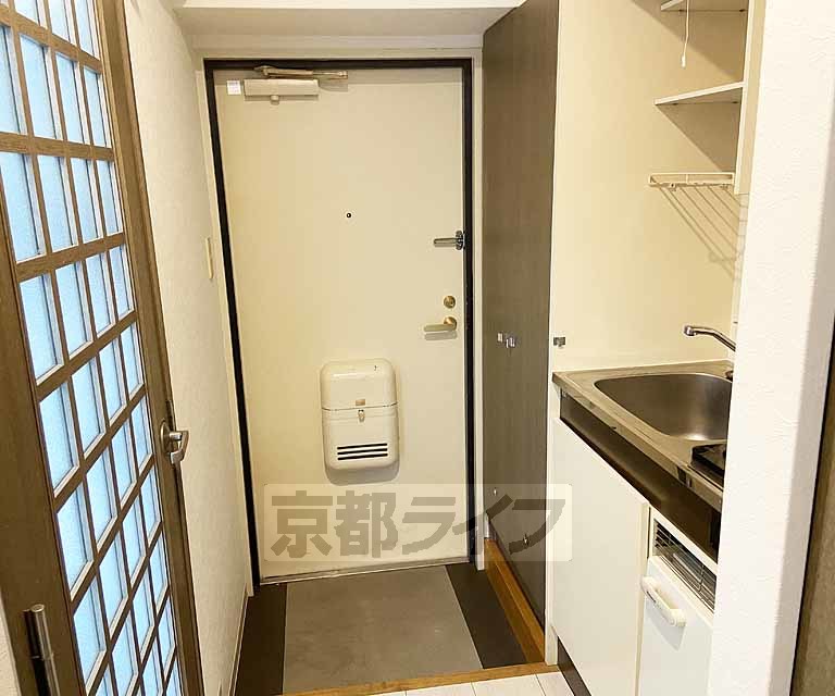 玄関　玄関収納があります。