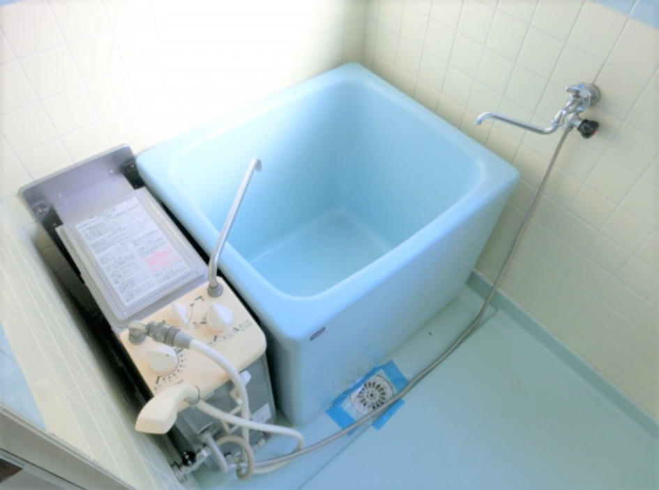 バス・シャワールーム　落ち着いた空間のお風呂です