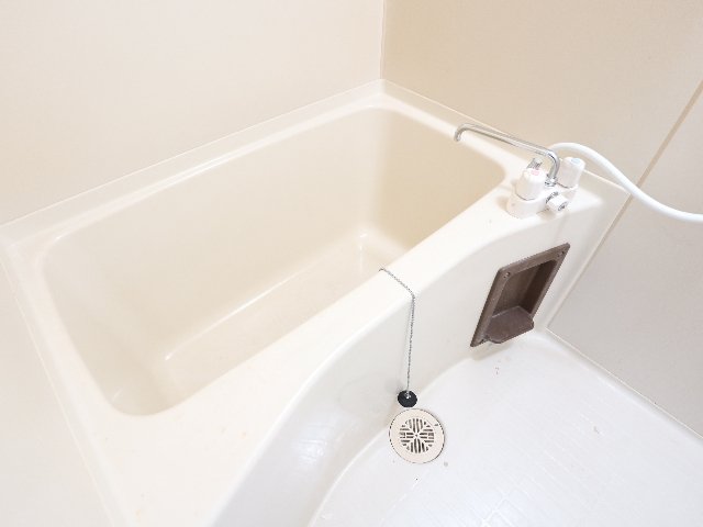 バス・シャワールーム　きれいなお風呂です
