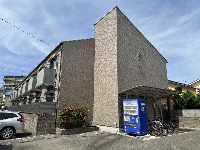 加西市北条町栗田のアパートの建物外観