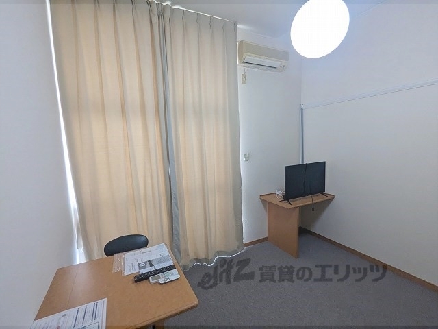 居室・リビング　洋室