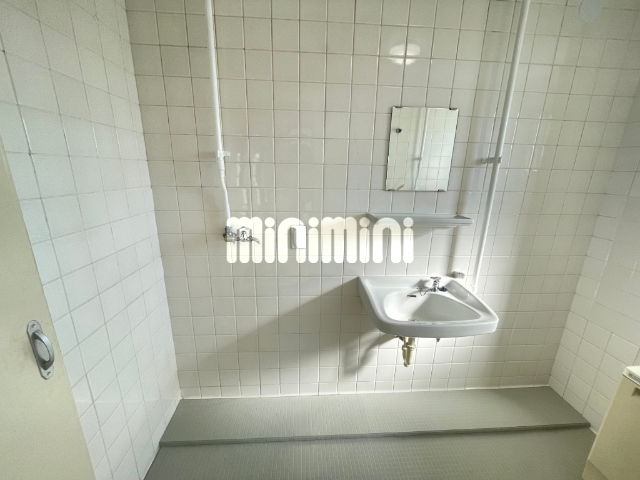 洗面設備　洗濯置場