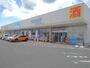 ドラックストア　ウエルシア山梨七日市場店（ドラッグストア）まで425m