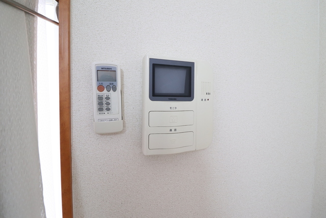 セキュリティ　モニター付インターホン