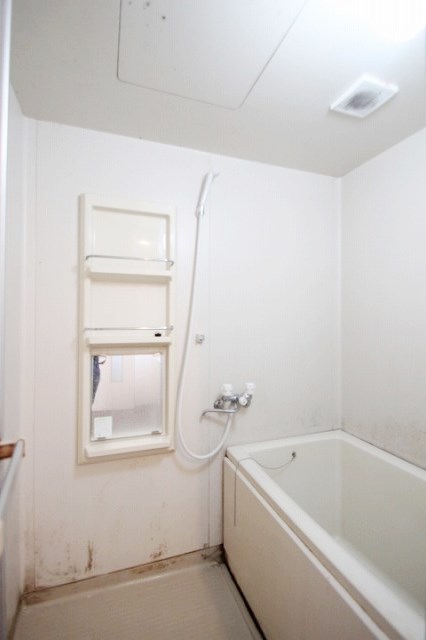 バス・シャワールーム　写真は別号室のものです。