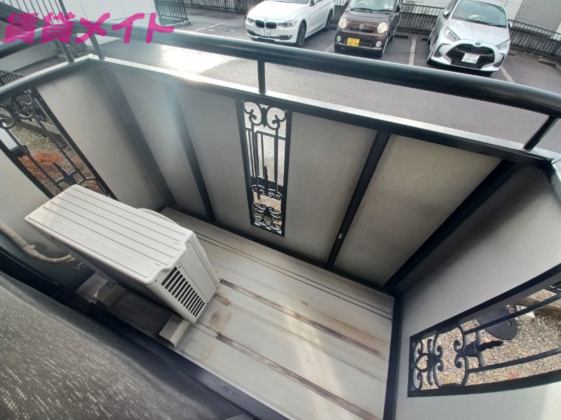 バルコニー　同一タイプ写真