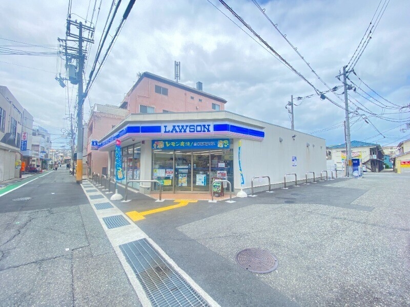 コンビニ　ローソン 神戸滝の茶屋店（コンビニ）まで242m