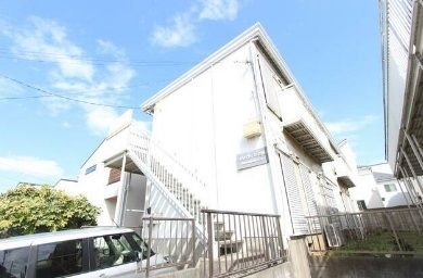 船橋市西習志野のアパートの建物外観