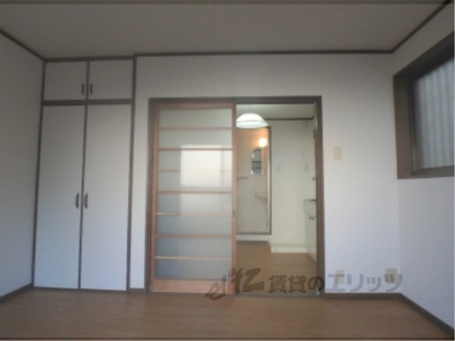 居室・リビング　洋室