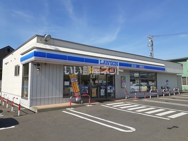 【苫小牧市大成町のアパートのコンビニ】