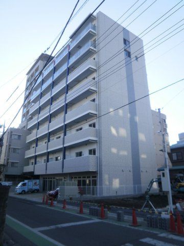 【志木市本町のマンションの建物外観】