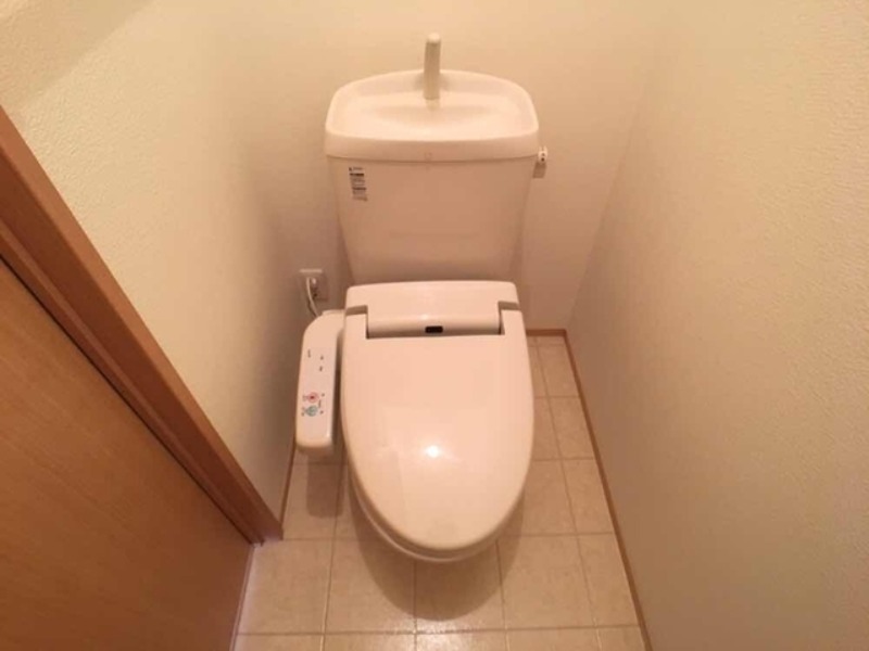 トイレ　図面と現状に相違がある場合には現状を優先