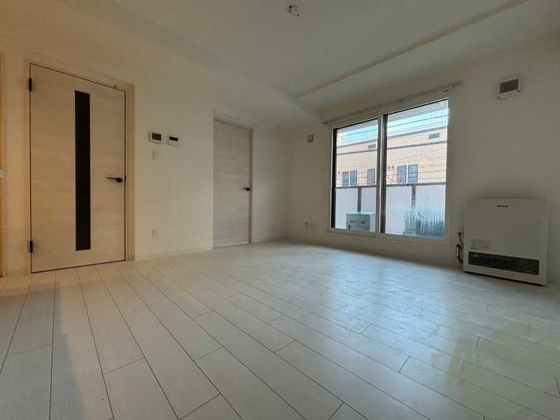 居室・リビング　広くてきれいなリビングです！快適に過ごせそうですね。