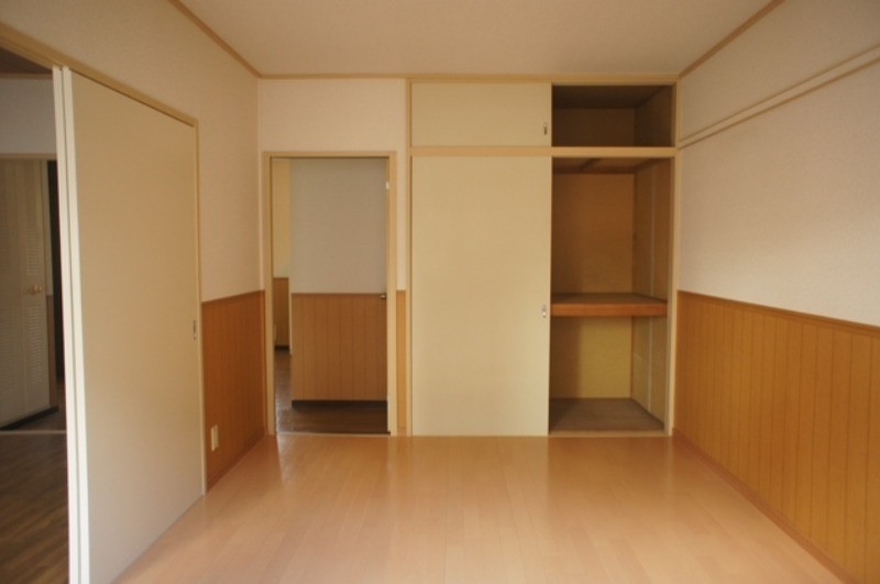 収納　図面と現状に相違がある場合には現状を優先