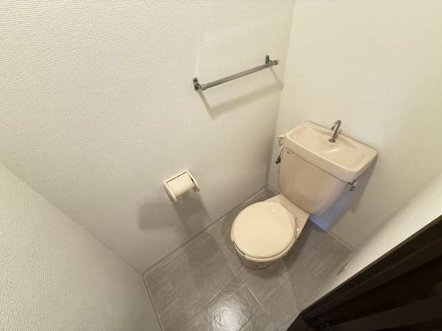 コスモIIのトイレ写真