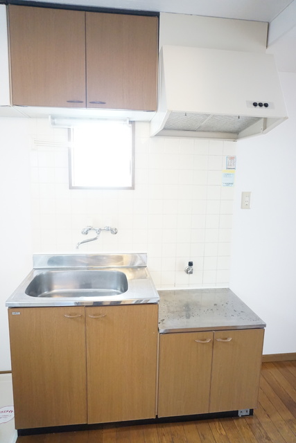 キッチン　窓のあるキッチンです☆