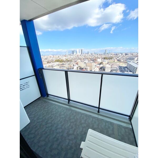 バルコニー　1502号室のバルコニーです