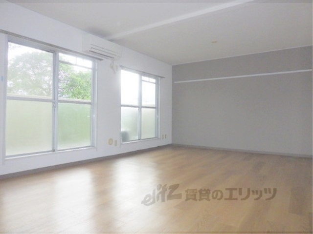 居室・リビング　収納