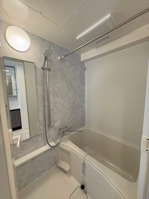 バス・シャワールーム　別部屋参考写真