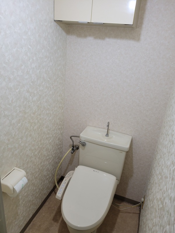 トイレ　トイレ