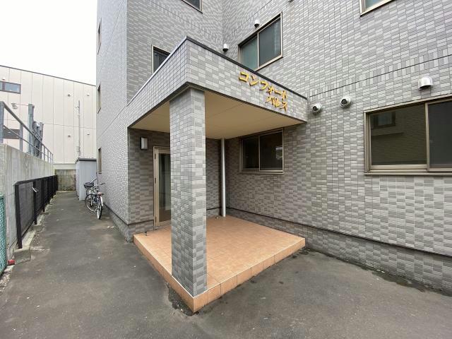 エントランス　エントランス部分