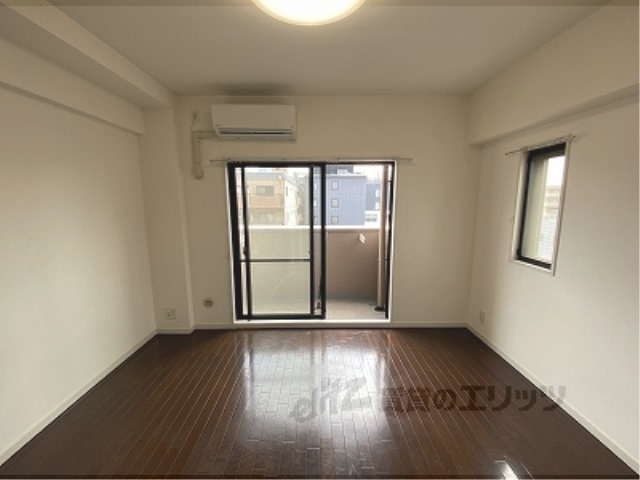 居室・リビング　洋室