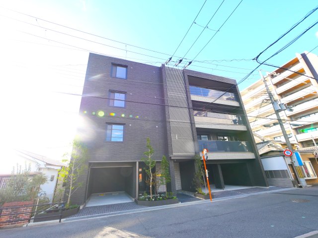 建物外観　落ち着いた雰囲気の外観です