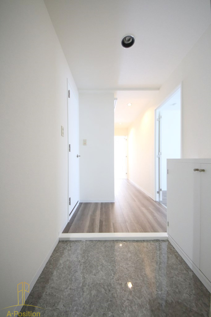 玄関　テン・フォーティ