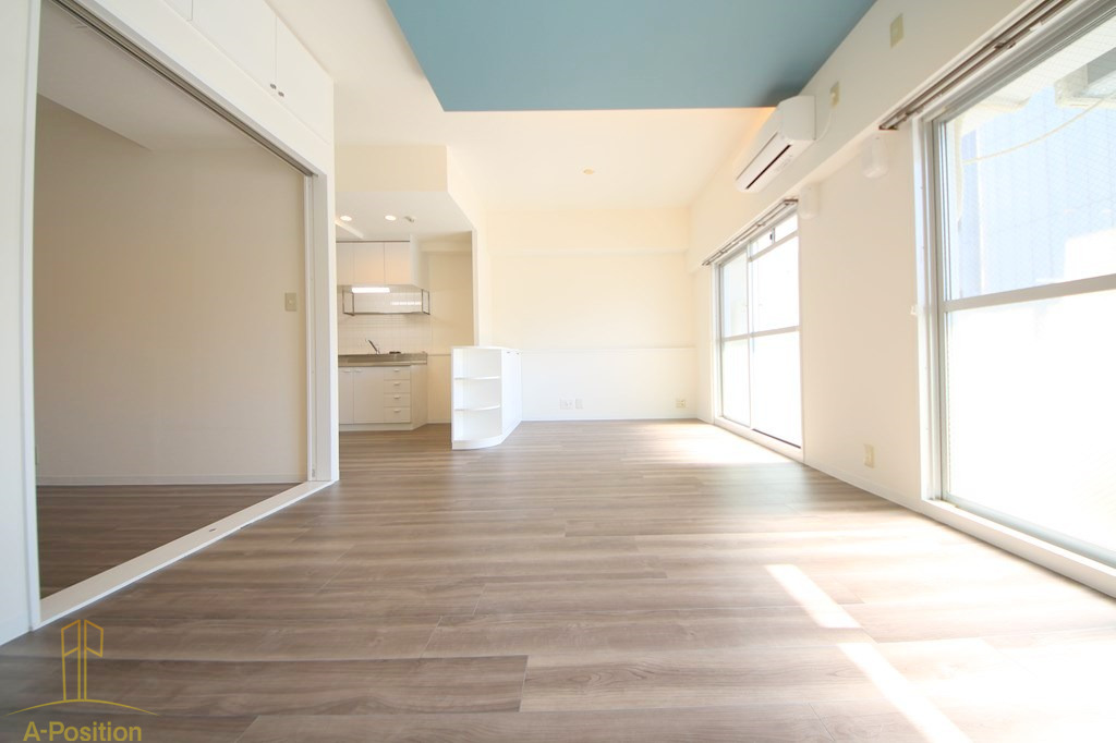 居室・リビング　テン・フォーティ