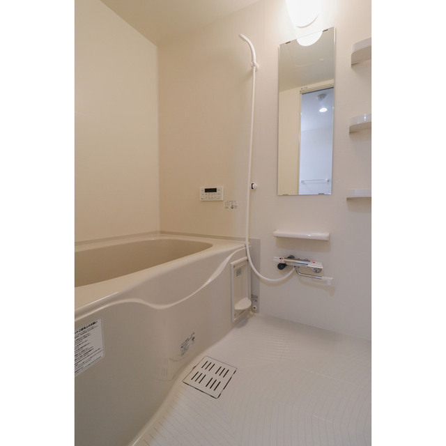 バス・シャワールーム　追い焚き機能付き