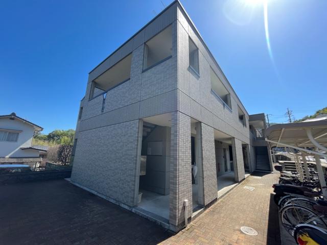 建物外観　外観写真（昼）