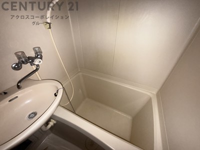 バス・シャワールーム　シンプルで機能的なユニットバスです！