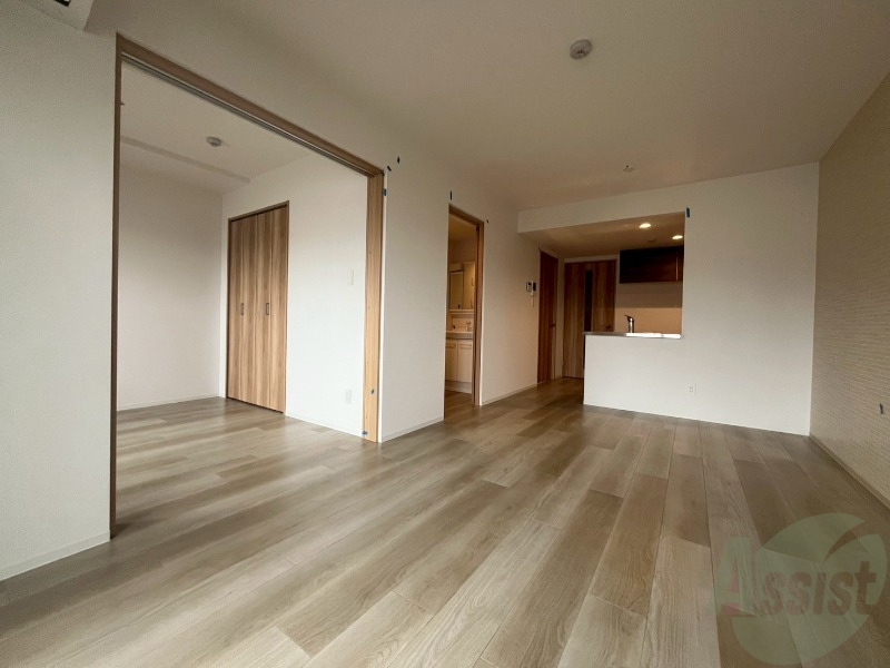 居室・リビング　広くてキレイなお部屋が広がっていて、充実した生活が送れそう。