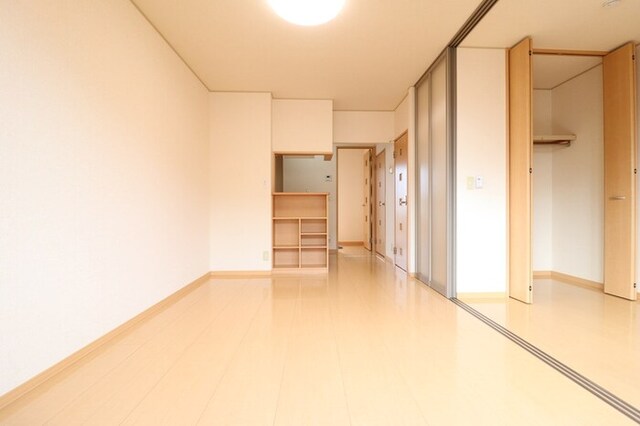 居室・リビング　リビング全景