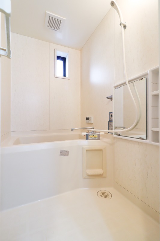 バス・シャワールーム　図面と現状に相違がある場合には現状を優先