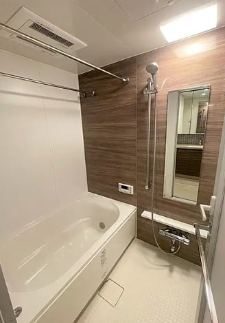 バス・シャワールーム　バス